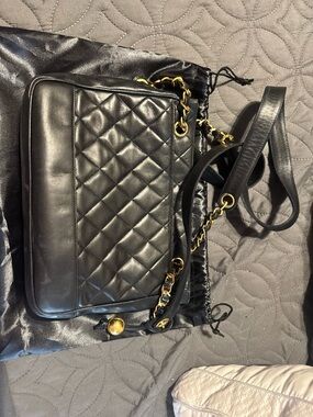 CHANEL Black Quilted Lambskin Leather Shoulder Bag with Gold Chain Strap